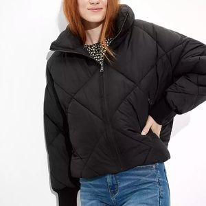 NWT American Eagle Quilted Reversible Puffer Jacket